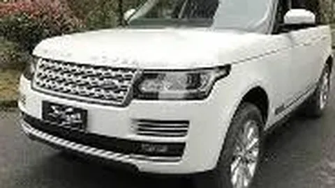 吉莱斯皮抓住对手分心布克KD良机，展现强劲进攻态势。