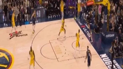 英超赛场红军领跑13分，炮兵队夺冠希望迷雾重重